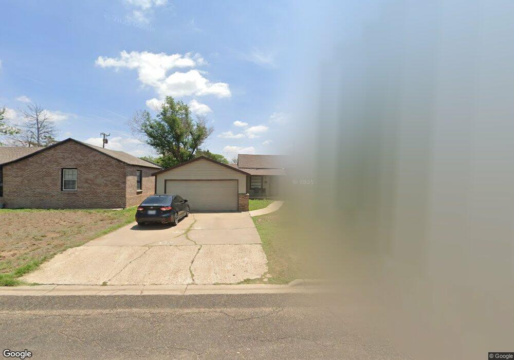 202 Amarillo St, Plainview, TX 79072 - photo 1