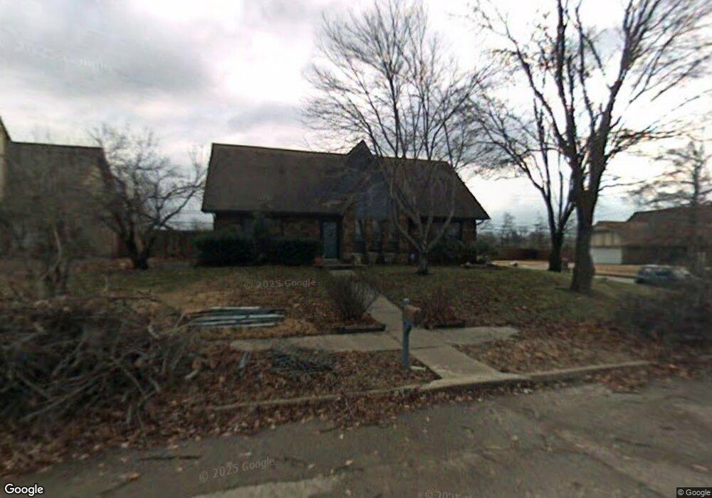 2741 S Aspen Ct, Broken Arrow, OK 74012 - photo 1