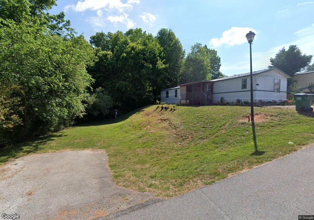 834 Meadow Creek Cir, Cornelia, GA 30531 - photo 1