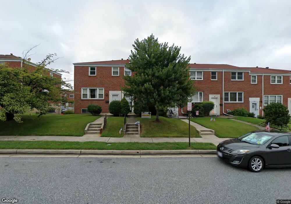 958 Circle Dr, Halethorpe, MD 21227 - photo 1