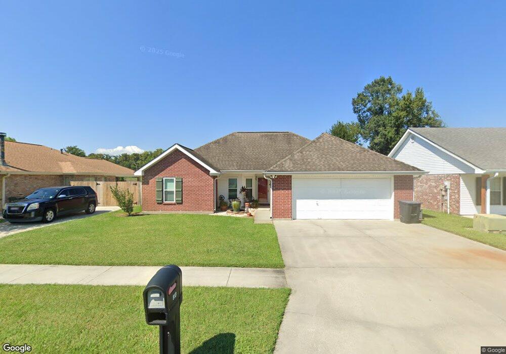 513 Cavaness Dr, Houma, LA 70364 - photo 1
