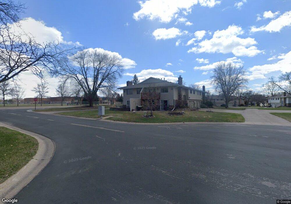 11923 70th Place N, Maple Grove, MN 55369 - photo 1