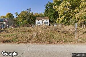 107 E 4th St, Peterson, IA 51047