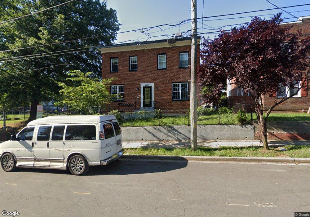 4255 Eads St NE unit 2, Washington, DC 20019 - photo 1