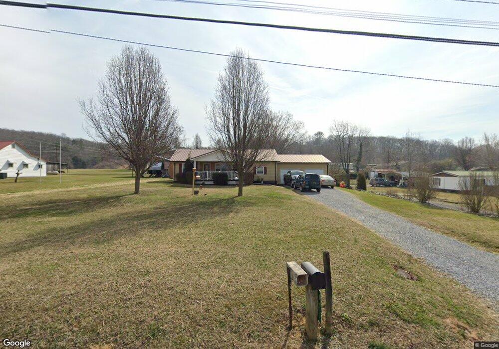 111 Woodlyn Rd, Johnson City, TN 37601 - photo 1