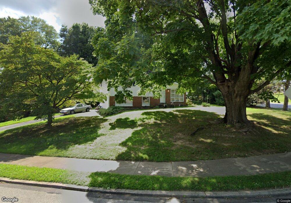 402 Sussex Blvd, Broomall, PA 19008 - photo 1