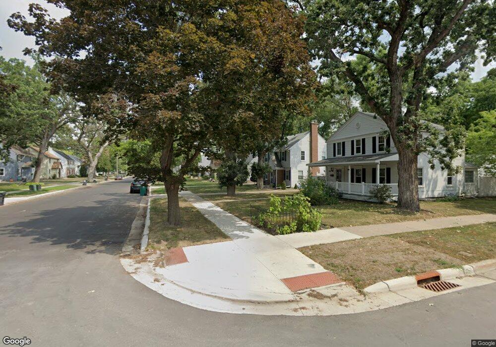 1104 10th St NW, Austin, MN 55912 - photo 1