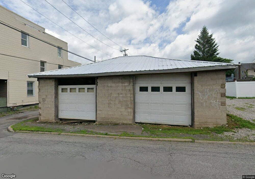 32 E Buttonwood St, Hazleton, PA 18201 - photo 1