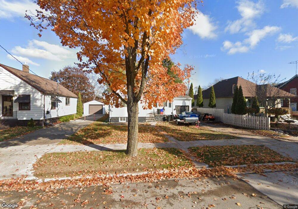 2308 11th St, Two Rivers, WI 54241 - photo 1