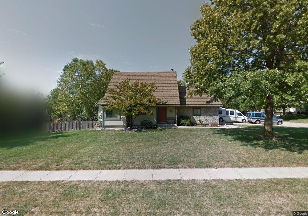 9306 Acuff Ln, Lenexa, KS 66215 - photo 1