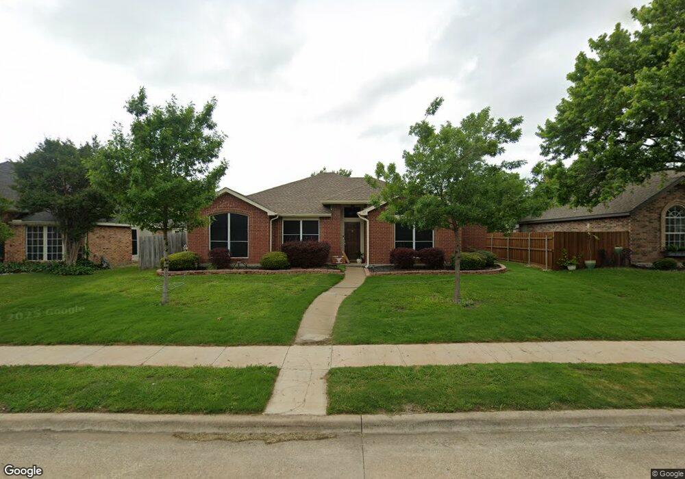 107 N Carriage House Way, Wylie, TX 75098 - photo 1