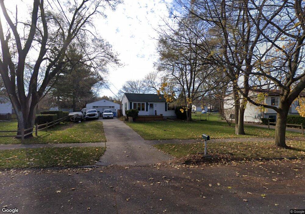 809 Fisher Dr, Lansing, MI 48911 - photo 1