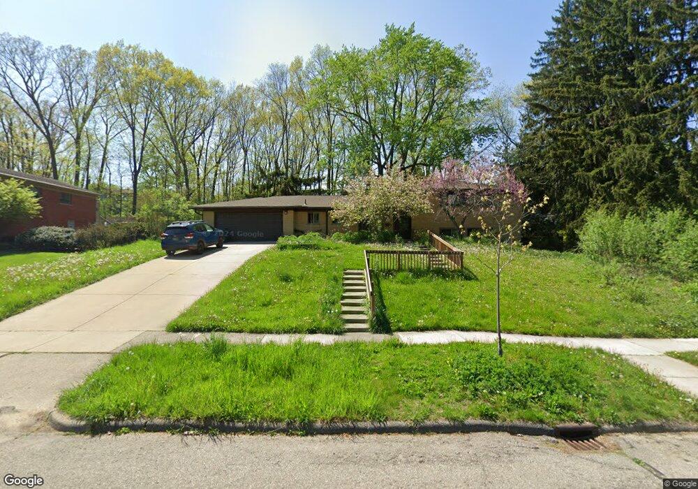 2204 Needham Rd, Ann Arbor, MI 48104 - photo 1