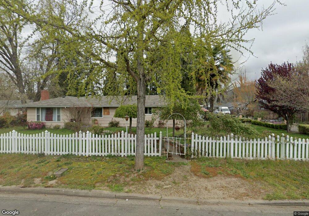 986 SE N St, Grants Pass, OR 97526 - photo 1
