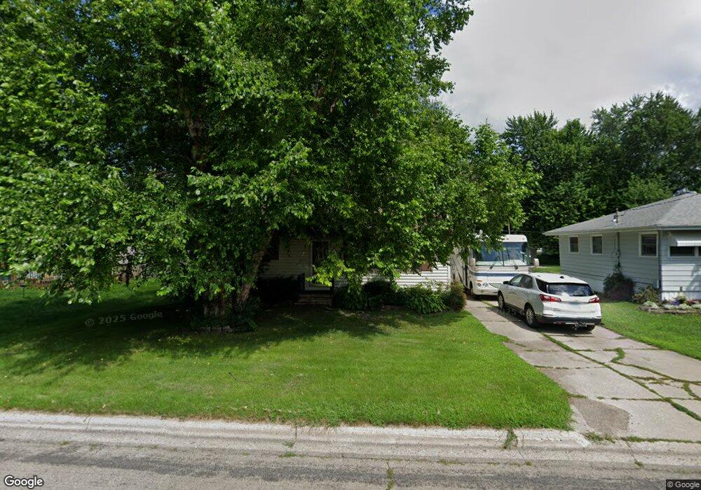 925 S 3rd Ave, Albert Lea, MN 56007 - photo 1