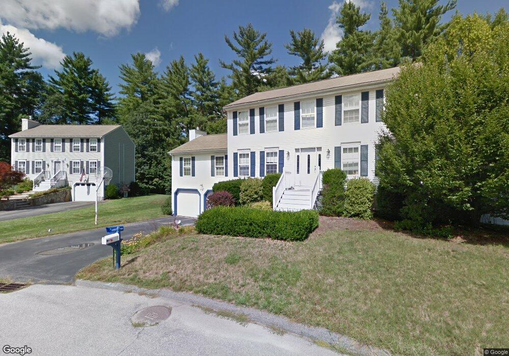 7 Whitewood Ln, MerriMacK, NH 03054 - photo 1