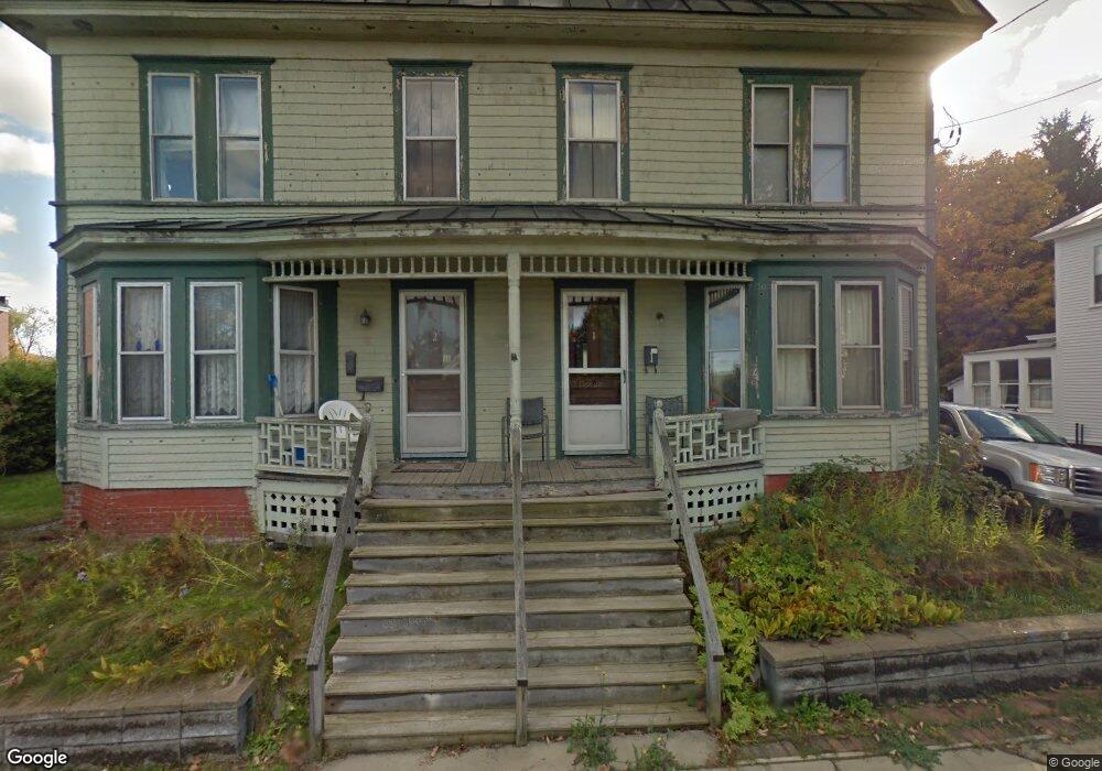 72 Charles St unit 2, Saint Johnsbury, VT 05819 - photo 1