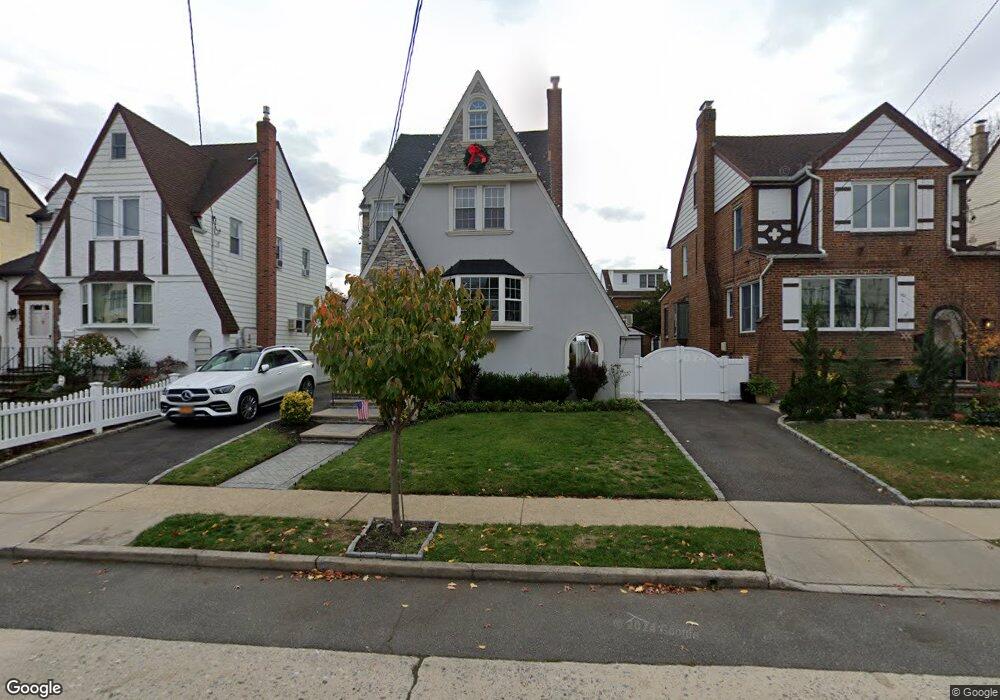 50 Orleans Rd, Valley Stream, NY 11581 - photo 1