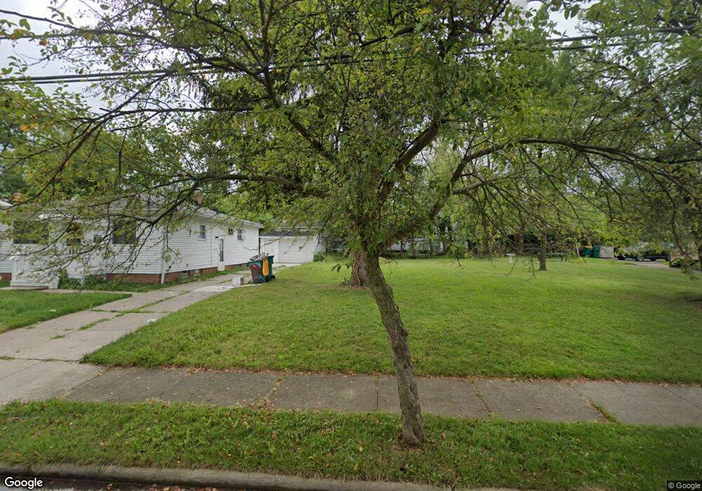 5615 Lafayette Ave, Maple Heights, OH 44137 - photo 1