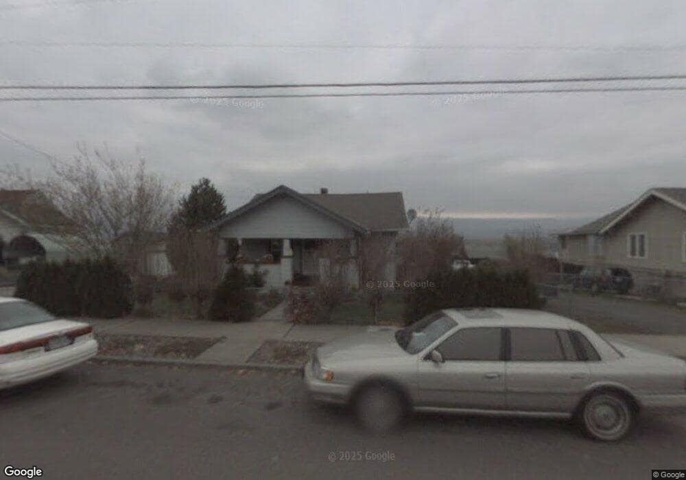 1633 E 9th St, the Dalles, OR 97058 - photo 1