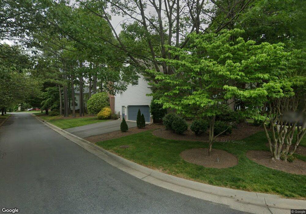 12208 Chadsworth Ct, Glen Allen, VA 23059 - photo 1