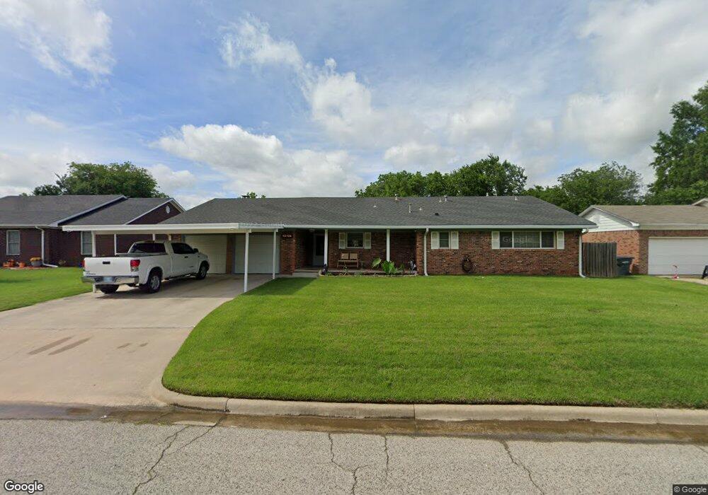 915 Ash St, Ardmore, OK 73401 - photo 1