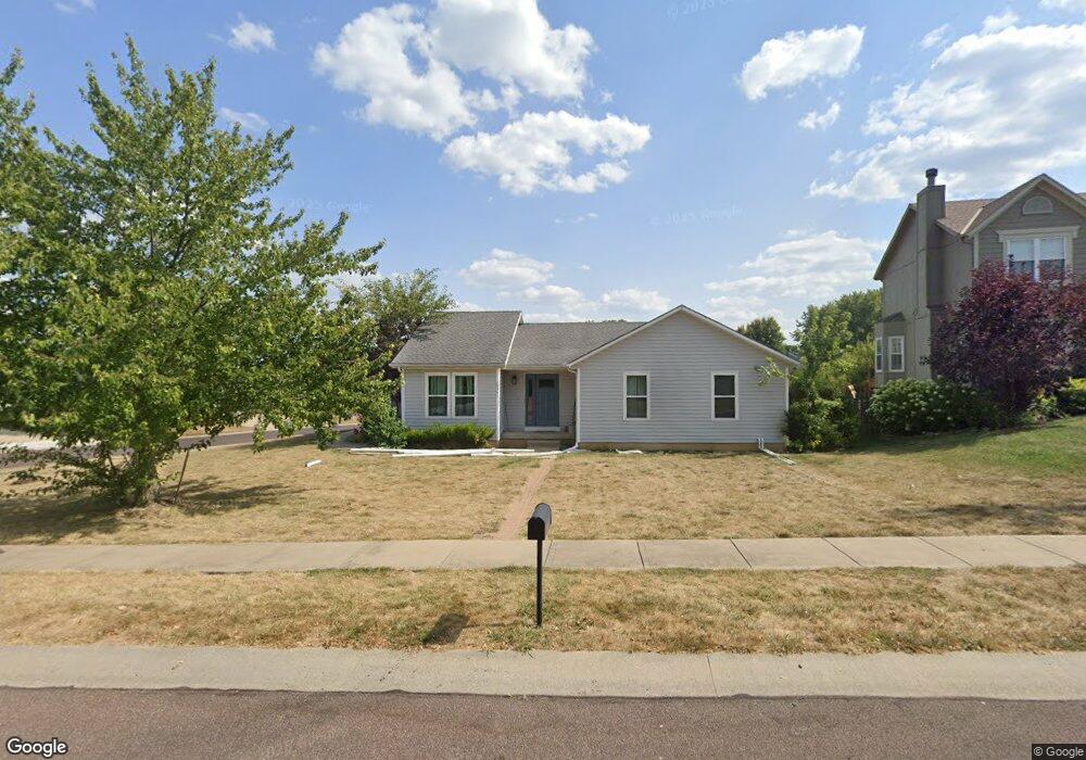 20341 Willow Ct, Spring Hill, KS 66083 - photo 1