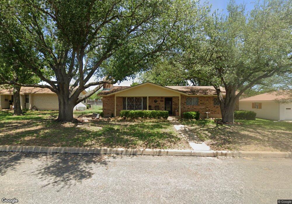 210 Glenmoor Dr, Fredericksburg, TX 78624 - photo 1