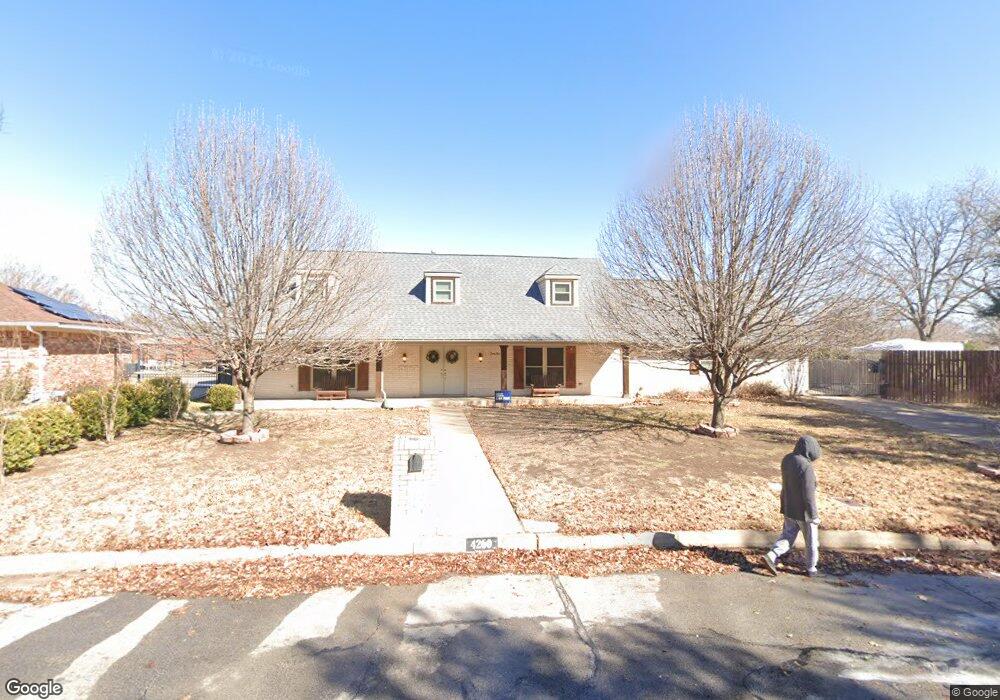 4260 Barcelona Dr, Fort Worth, TX 76133 - photo 1