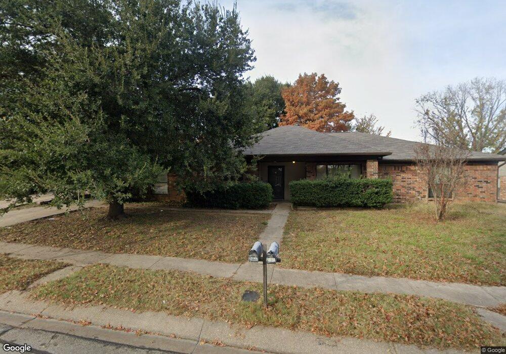 2405 Oakmont Dr, Bedford, TX 76022 - photo 1