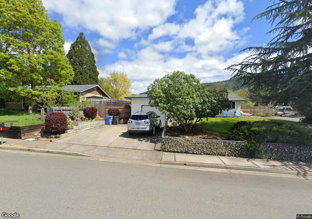 401 Placer St, Rogue River, OR 97537 - photo 1