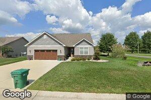 5549 South Woods Manor Dr, Smithton, IL 62285