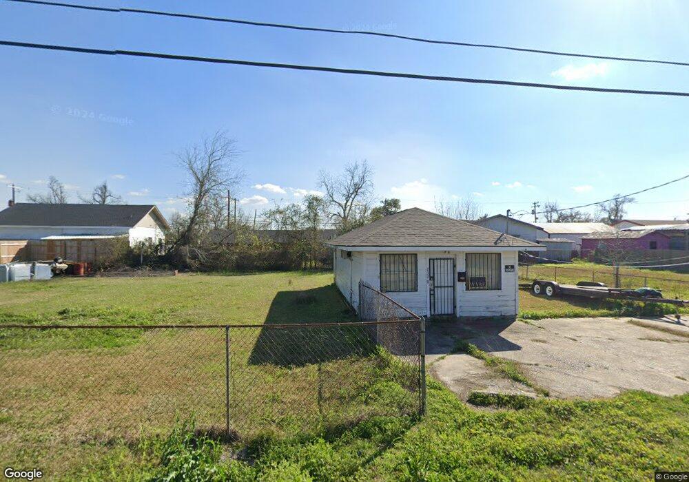 2322 Dewey St, Lake Charles, LA 70601 - photo 1