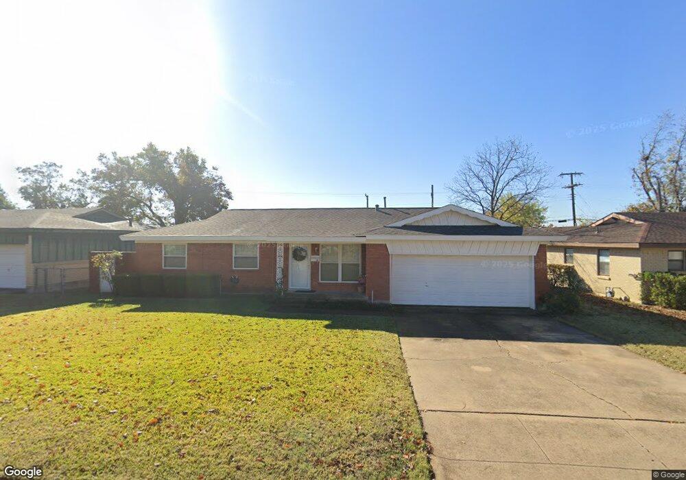 324 Lawana Dr, Bedford, TX 76022 - photo 1