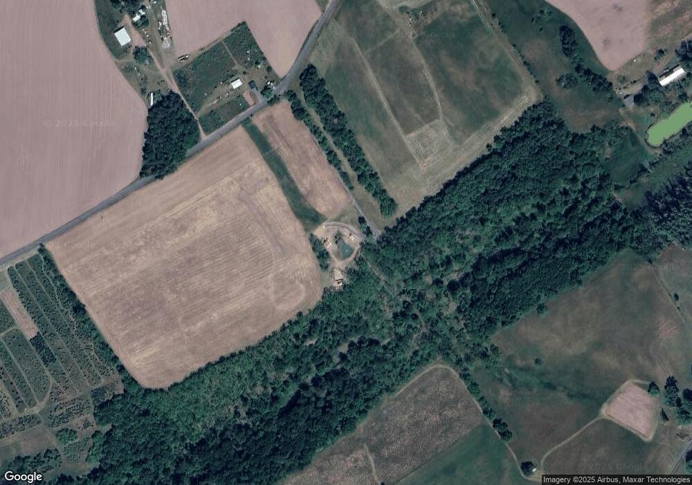 28 Knorr Ln, Hegins, PA 17938 - photo 1