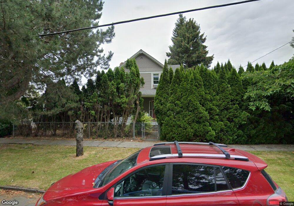 607 E 3rd St, Newberg, OR 97132 - photo 1