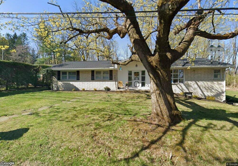 3034 Leiszs Bridge Rd, Reading, PA 19605 - photo 1