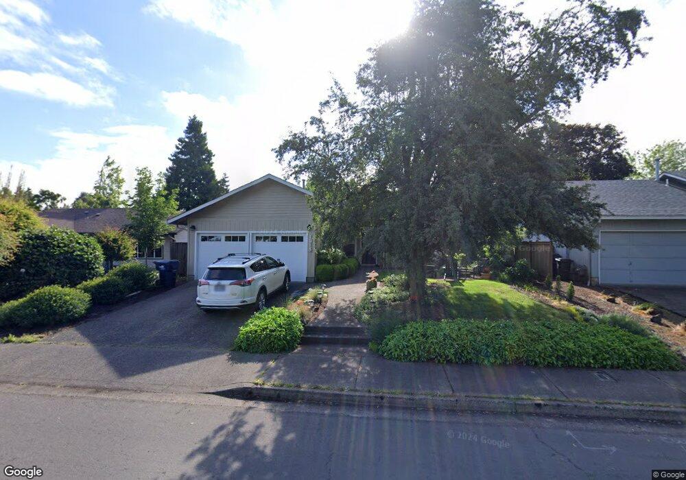 1915 Best Ln, Eugene, OR 97401 - photo 1