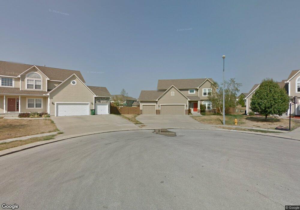 1510 Drury Cir, Raymore, MO 64083 - photo 1