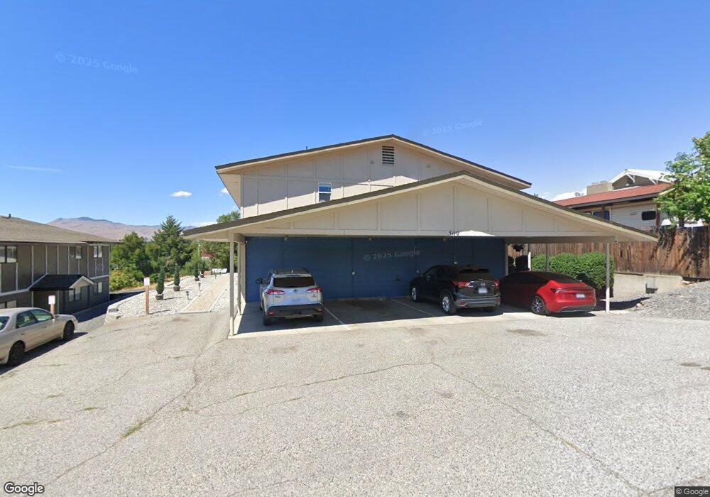 509 2nd St NE unit 1, East Wenatchee, WA 98802 - photo 1