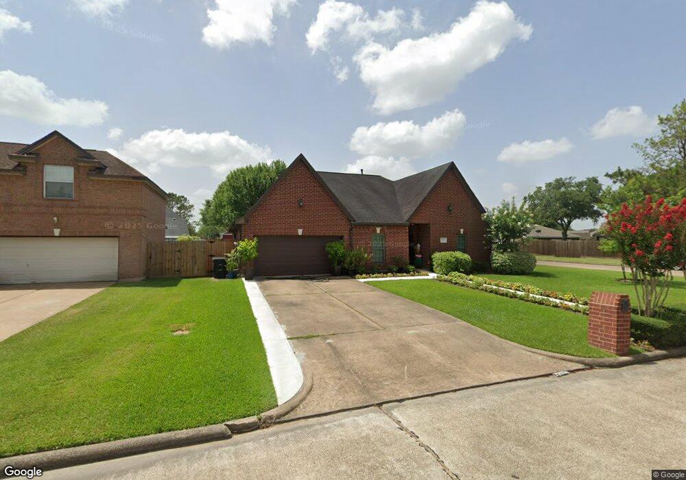 3307 Wood Fox Dr, Alvin, TX 77511 - photo 1