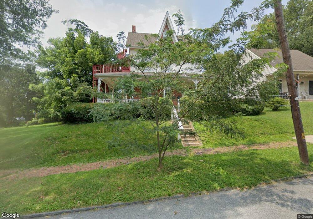 410 S Broad St, Kennett Square, PA 19348 - photo 1