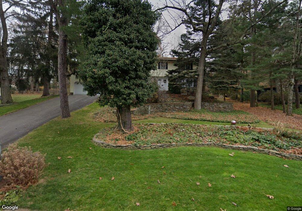 54 Mcdivitt Dr, Manchester, CT 06042 - photo 1