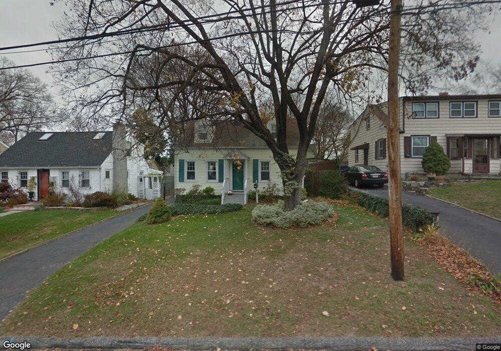 17 Cedar Crest Place, Norwalk, CT 06854 - photo 1