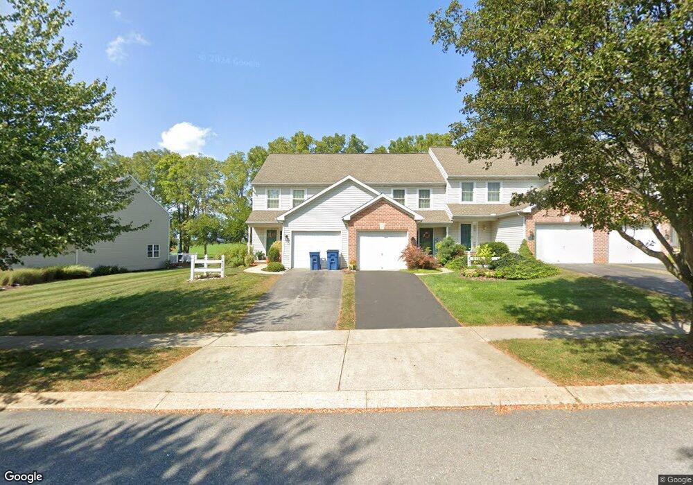 4071 Buttonwood Dr, Mount Joy, PA 17552 - photo 1