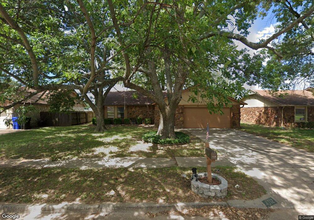 4712 S Maple Ave, Broken Arrow, OK 74011 - photo 1