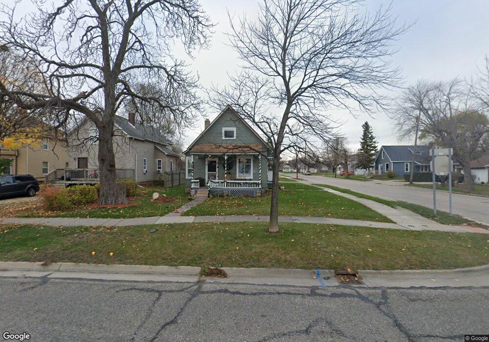 3303 Military St, Port Huron, MI 48060 - photo 1