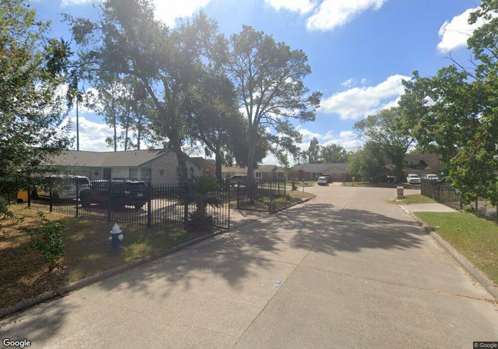 13102 Daywood Dr, Houston, TX 77038 - photo 1