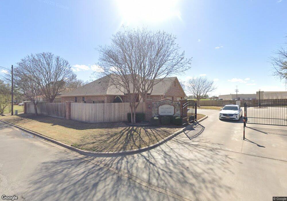 236 Hyde Park Blvd, Cleburne, TX 76033 - photo 1