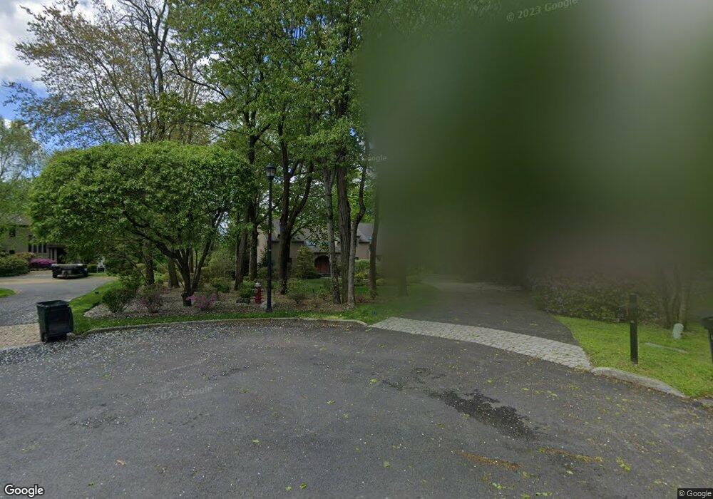 10 Wyeth Ct, Pleasantville, NY 10570 - photo 1